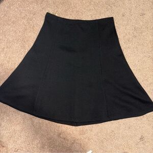 ESSENTIALS NWT Black Textured A-Line Skirt with Seamed Panels - Size M
